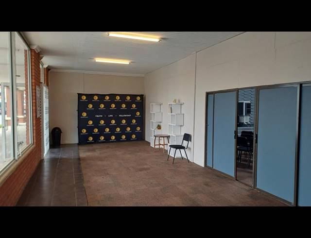 INDUSTRIAL PROPERTY TO RENT IN HENNOPSPARK